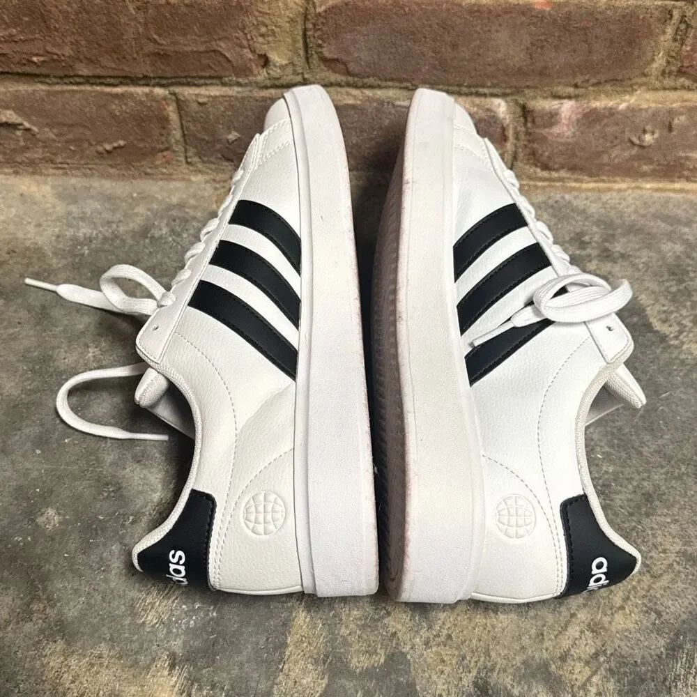 Adidas Women’s GRAND COURT 2.0 Sneakers Tennis Shoes Size 10